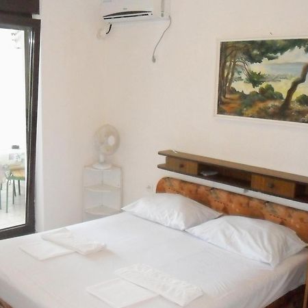 Apartments By The Sea Suha Punta, Rab - 5050 Kampor Phòng bức ảnh