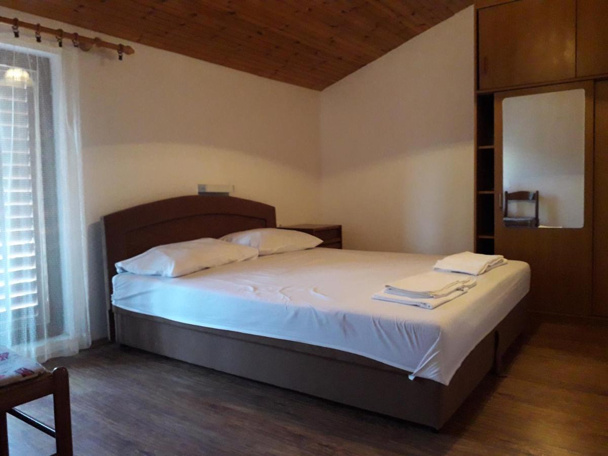 Apartments By The Sea Suha Punta, Rab - 5050 Kampor Ngoại thất bức ảnh