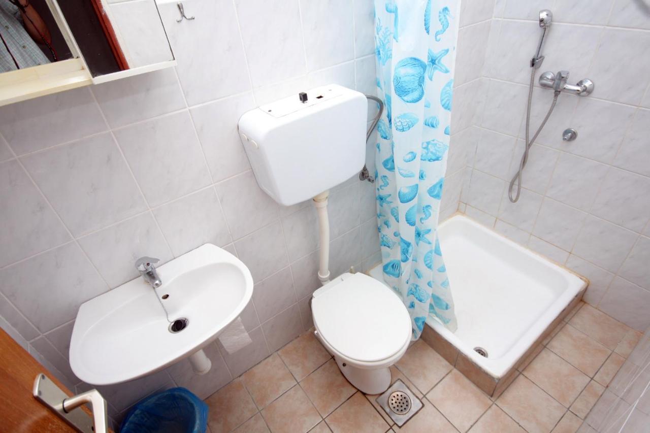 Apartments By The Sea Suha Punta, Rab - 5050 Kampor Ngoại thất bức ảnh